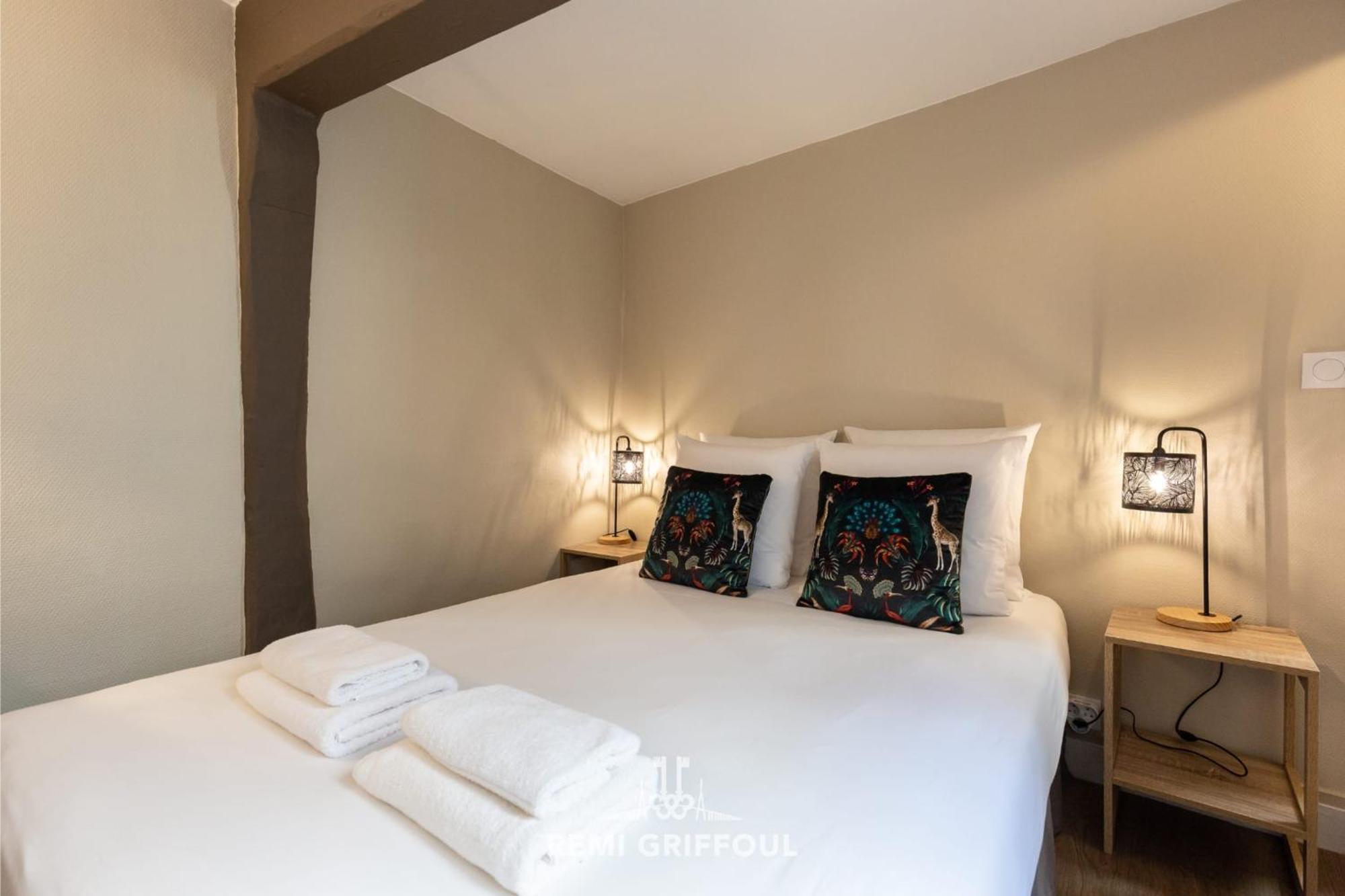 Emeraude Cozy Nest 3 Heart Of Historic District 2 Guests Honfleur Buitenkant foto