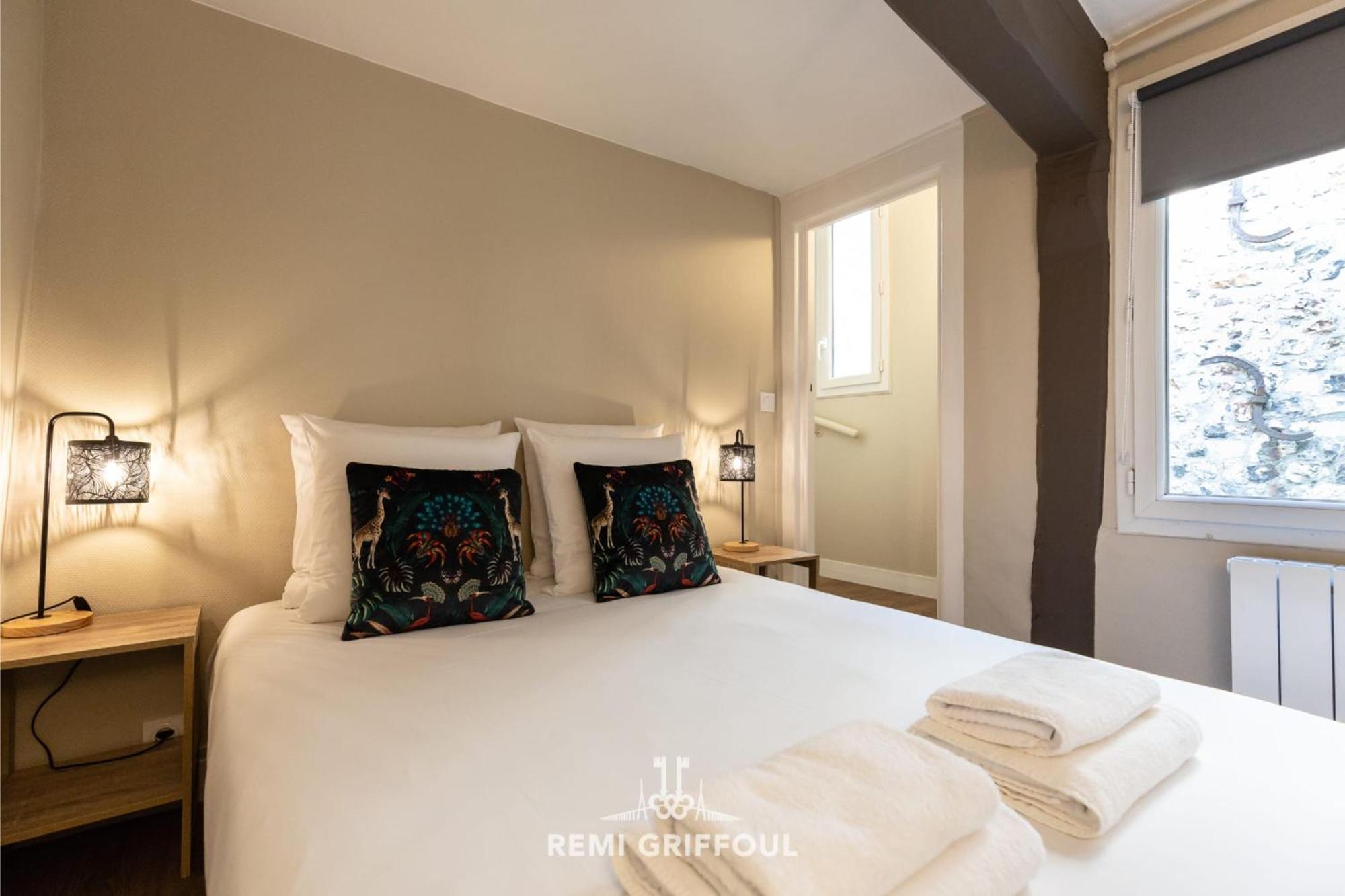 Emeraude Cozy Nest 3 Heart Of Historic District 2 Guests Honfleur Buitenkant foto