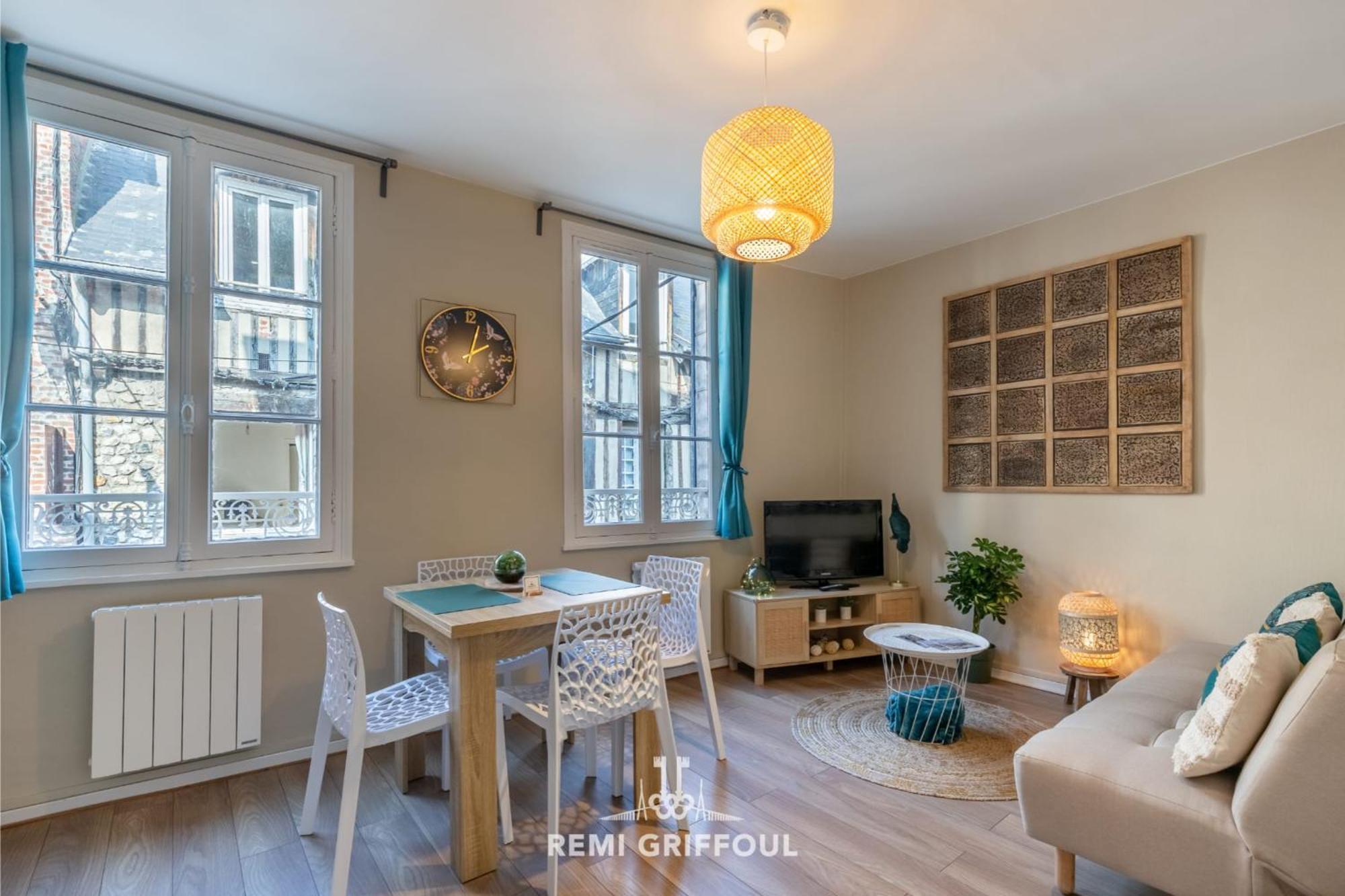 Emeraude Cozy Nest 3 Heart Of Historic District 2 Guests Honfleur Buitenkant foto